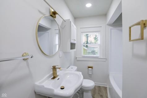 3751 Creston Drive Indianapolis IN 46222