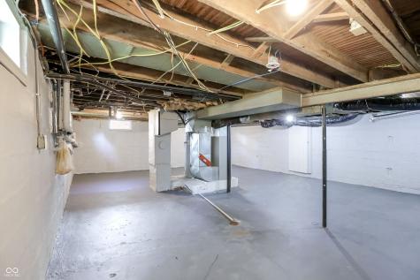 3751 Creston Drive Indianapolis IN 46222