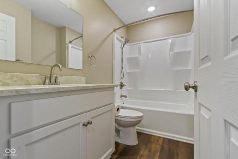 2469 Cape Henry Court Cicero IN 46034