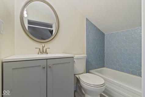 2469 Cape Henry Court Cicero IN 46034