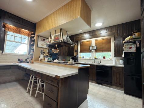 1533 Virginia Avenue Connersville IN 47331