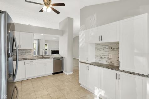 10756 Oyster Bay Court Indianapolis IN 46236