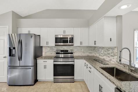 10756 Oyster Bay Court Indianapolis IN 46236