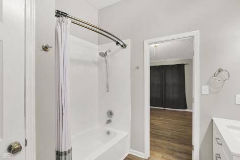 10756 Oyster Bay Court Indianapolis IN 46236