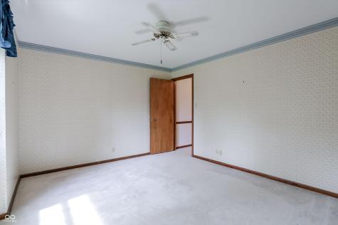 35 Village Court Zionsville IN 46077