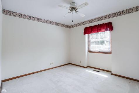 35 Village Court Zionsville IN 46077