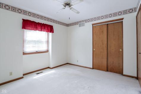 35 Village Court Zionsville IN 46077