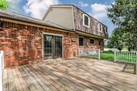 35 Village Court Zionsville IN 46077