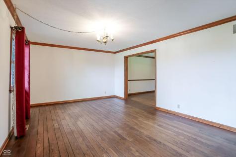 35 Village Court Zionsville IN 46077