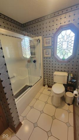 6563 Kings Court Avon IN 46123