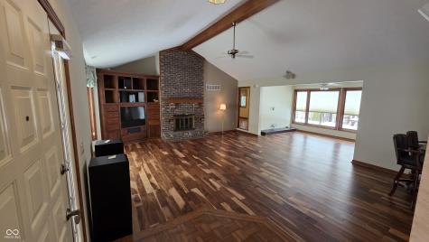 6563 Kings Court Avon IN 46123