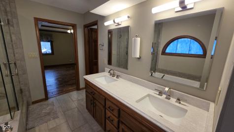 6563 Kings Court Avon IN 46123