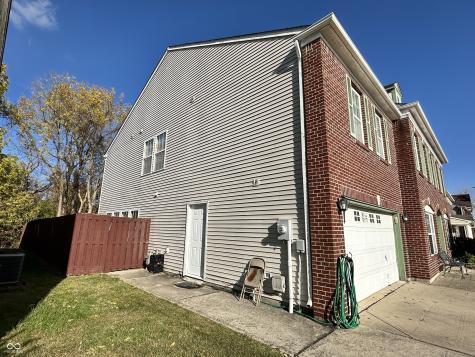 10644 Wiley Lane Indianapolis IN 46231