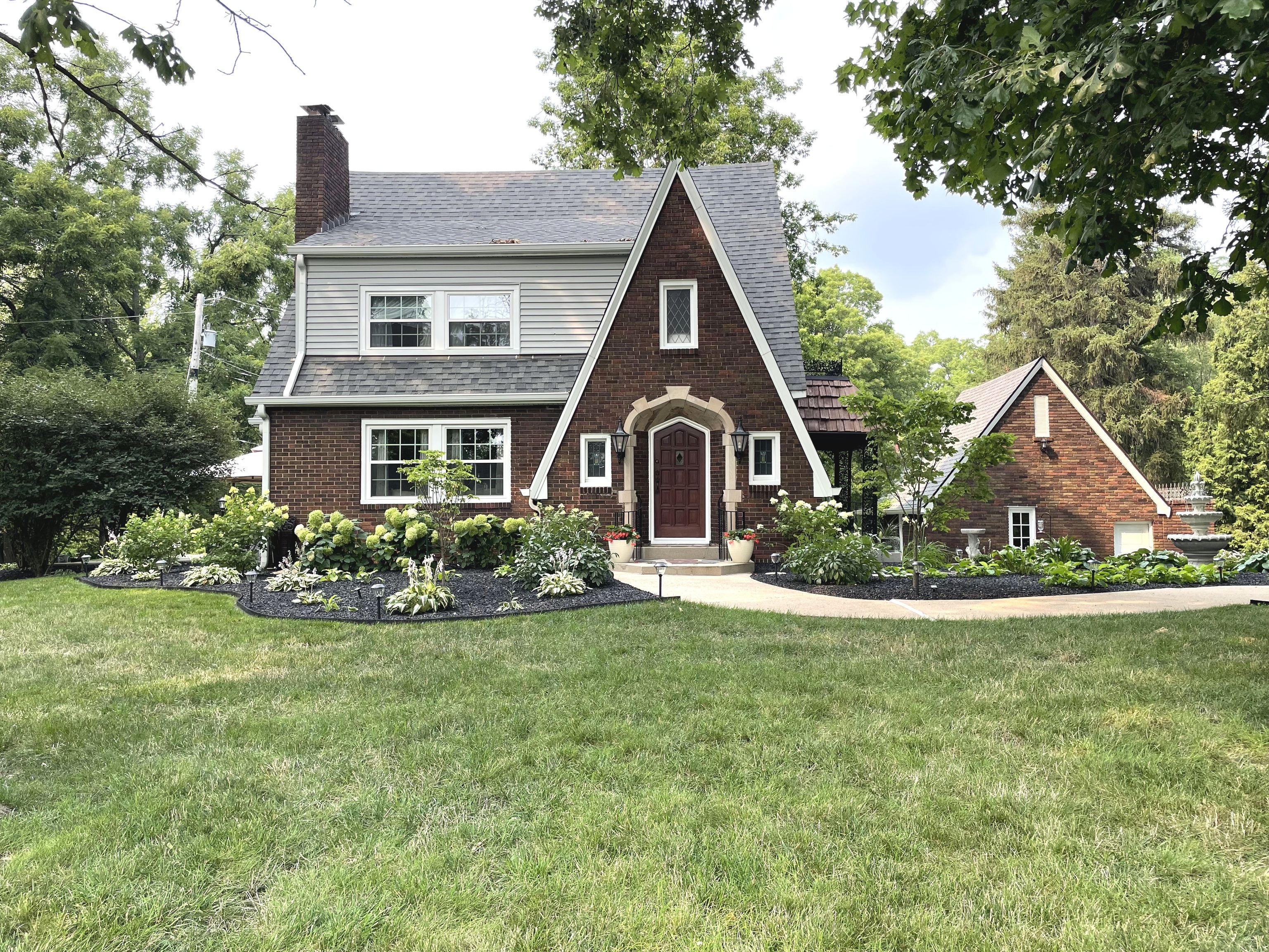 2044 Lick Creek Drive Indianapolis IN 46203