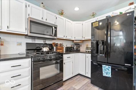 10417 Mayapple Court Noblesville IN 46060