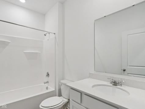 213 Holly Lane Greenfield IN 46140