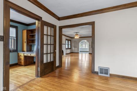 5143 E Pleasant Run Parkway South Drive Indianapolis IN 46219
