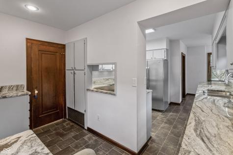 5143 E Pleasant Run Parkway South Drive Indianapolis IN 46219