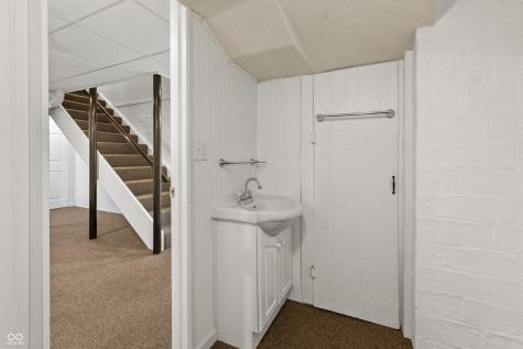 5143 E Pleasant Run Parkway South Drive Indianapolis IN 46219