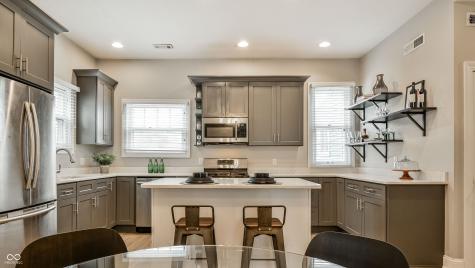 328 Lesley Avenue Indianapolis IN 46219
