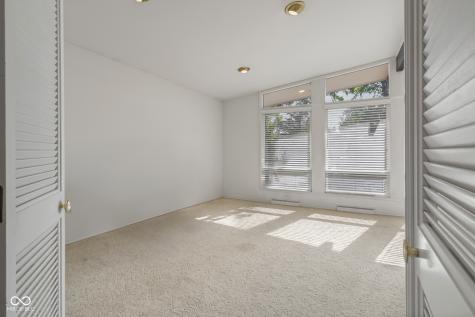 4120 Ridgeway Avenue Columbus IN 47203