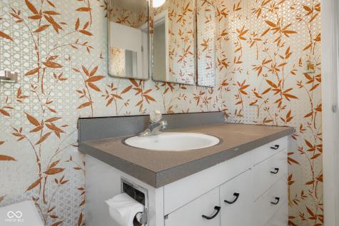 4120 Ridgeway Avenue Columbus IN 47203
