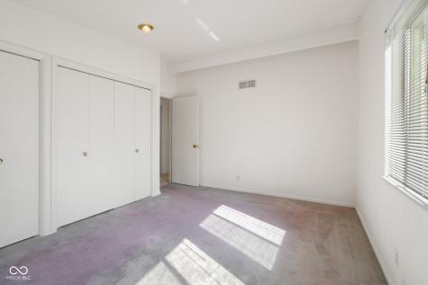 4120 Ridgeway Avenue Columbus IN 47203