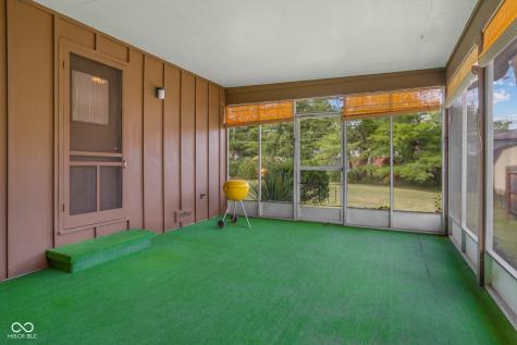 4120 Ridgeway Avenue Columbus IN 47203