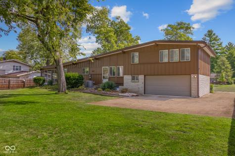 4120 Ridgeway Avenue Columbus IN 47203