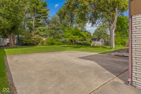 4120 Ridgeway Avenue Columbus IN 47203