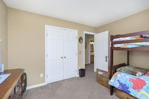 402 Stillwood Court Indianapolis IN 46239