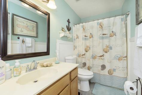 402 Stillwood Court Indianapolis IN 46239