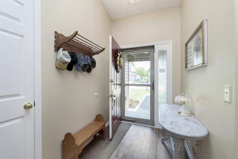 402 Stillwood Court Indianapolis IN 46239