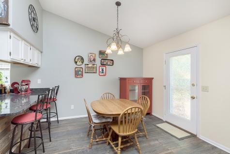 402 Stillwood Court Indianapolis IN 46239
