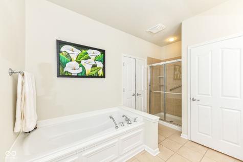13016 Shiraz Lane Fishers IN 46037