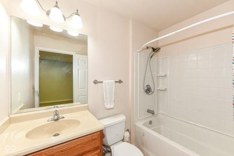 13016 Shiraz Lane Fishers IN 46037