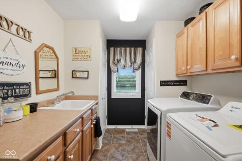 7450 Easy Street Fishers IN 46038