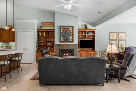 5125 Sanibel Drive Columbus IN 47203