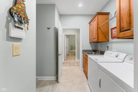 5125 Sanibel Drive Columbus IN 47203