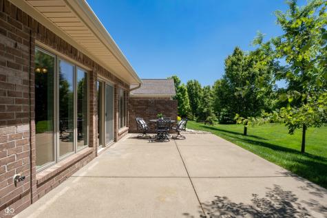5125 Sanibel Drive Columbus IN 47203