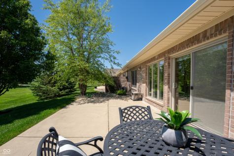 5125 Sanibel Drive Columbus IN 47203