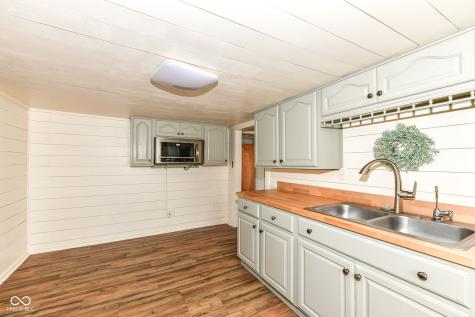 2232 S H Street Elwood IN 46036