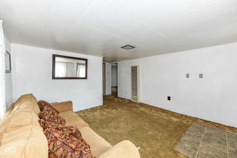 2232 S H Street Elwood IN 46036