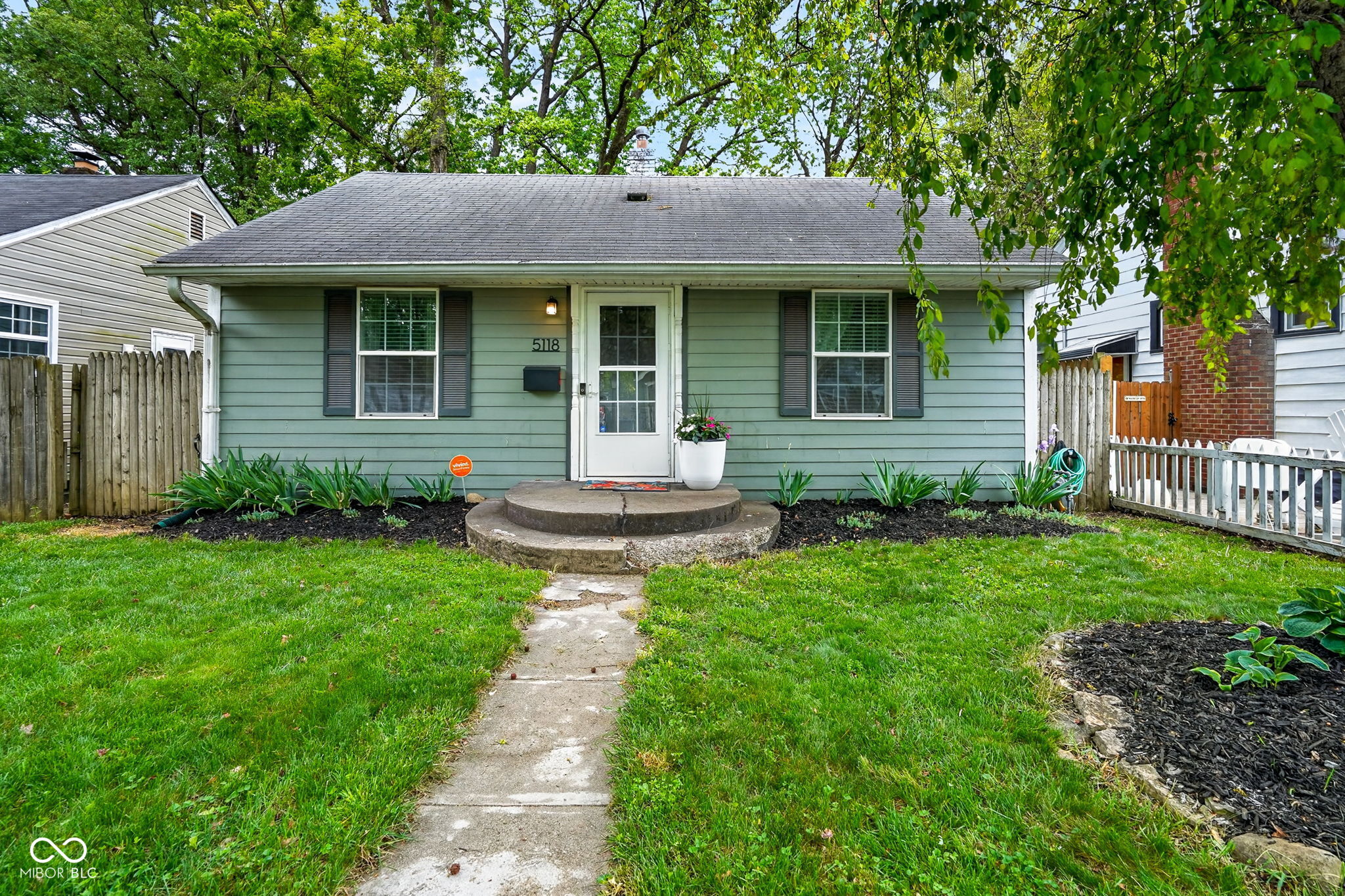 5118 Rosslyn Avenue Indianapolis IN 46205