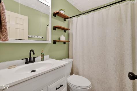 5118 Rosslyn Avenue Indianapolis IN 46205