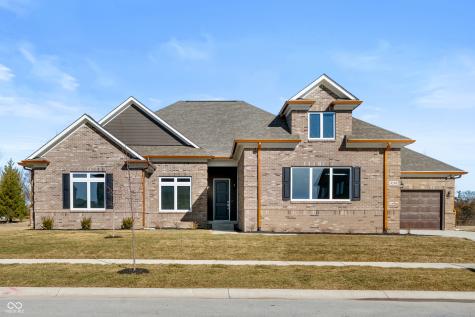 4248 Stone Lake Drive Zionsville IN 46077