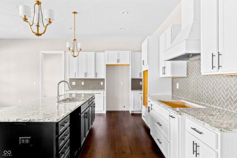 4248 Stone Lake Drive Zionsville IN 46077