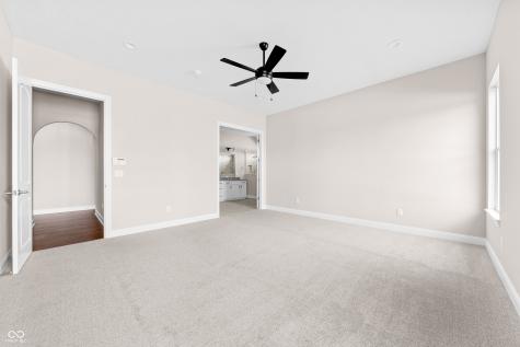 4248 Stone Lake Drive Zionsville IN 46077
