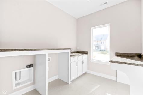4248 Stone Lake Drive Zionsville IN 46077