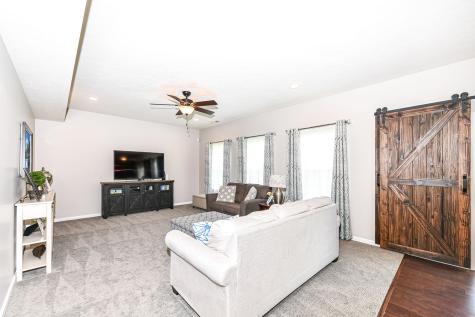 2050 Heathermor Drive Avon IN 46123